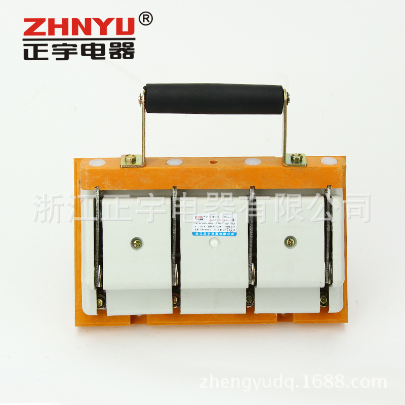 HD11F-200/48 三相四線開啟式刀開關(guān)隔離開關(guān)